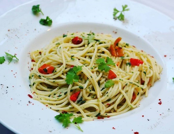 Spaghetti mit Knoblauch & Chili