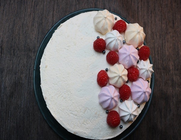Sekt Himbeertorte