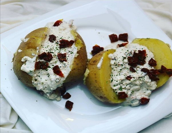 Ofenkartoffeln mit Fetacreme